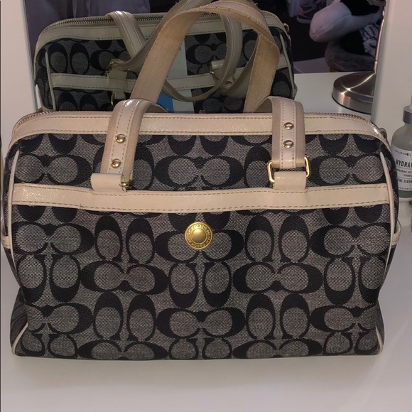 Coach Handbags - Coach purse